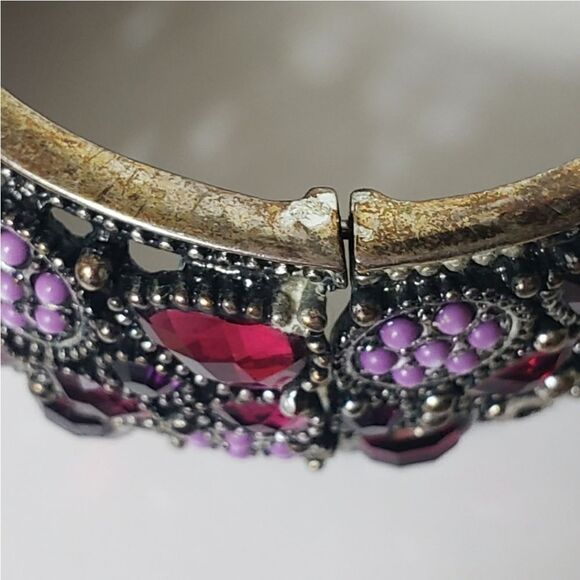 YUHONG Hinged Metal Jeweled Embellished Cuff Bracelet Purple - Picture 5 of 8